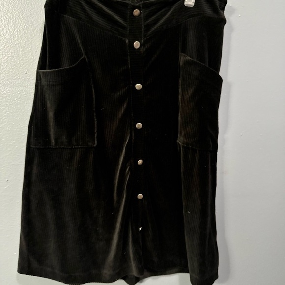 70s Black Velvet Button Mid-length Skirt Stretch with pockets size XL Vintage - Picture 5 of 8
